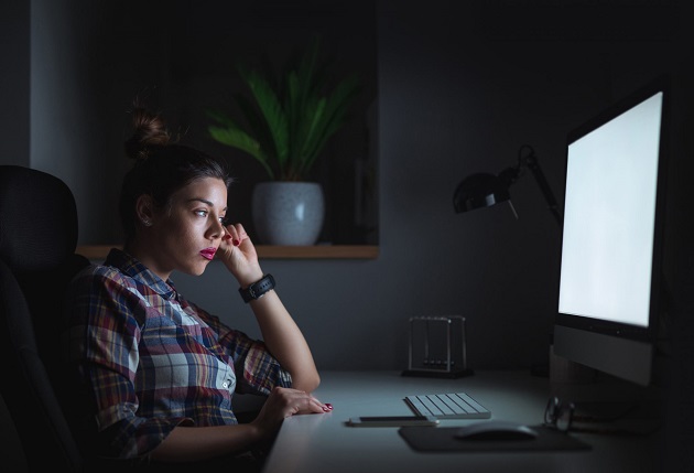 LÀM THẾ NÀO ĐỂ BẢO VỆ LÀN DA CỦA BẠN KHỎI TÁC HẠI CỦA ÁNH SÁNG XANH 1