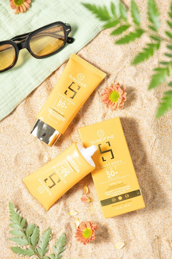 Da kích ứng có nên dùng kem chống nắng? Khi nào nên và không nên? 4 Kem chống nắng Sumdfine Sunscreen