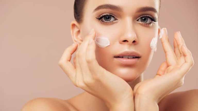 kem duong trang da 6