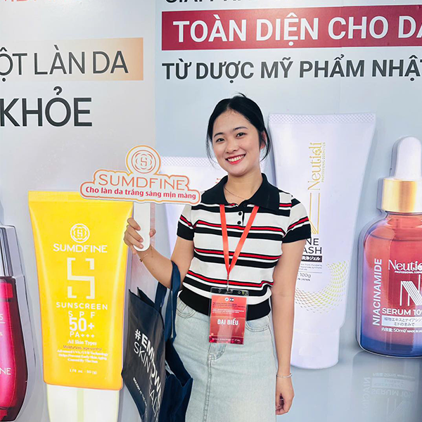 Tổng kết Hội nghị Da liễu 2025 – Sumdfine và hành trình khoa học vì làn da Việt 15 sumdfine hoi nghi da lieu 2025 18