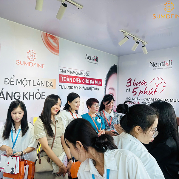Tổng kết Hội nghị Da liễu 2025 – Sumdfine và hành trình khoa học vì làn da Việt 4 sumdfine hoi nghi da lieu 2025 3