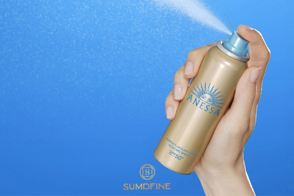 Không nên dùng kem chống nắng dạng xịt cho da mặt trong lâu dài