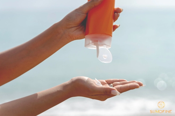 Có nên dùng 2 loại kem chống nắng