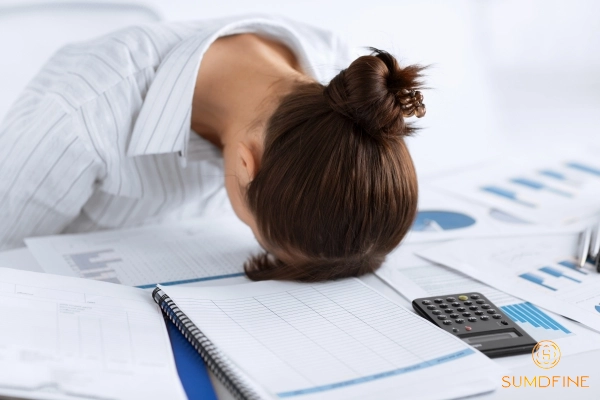 Căng thẳng kéo dài gây nám da