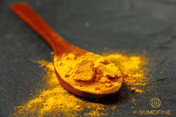 Vitamin E + tinh bột nghệ trị nám