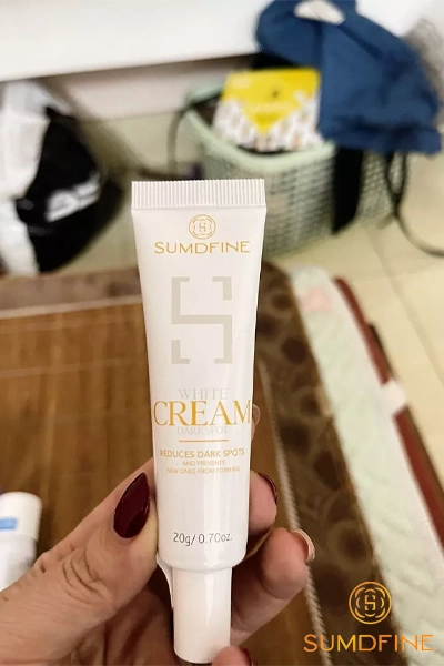 Kem trị nám chân sâu Sumdfine