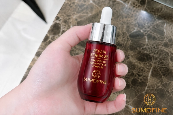 Serum B5 loại nào tốt? Top 8 serum B5 cấp ẩm và phục hồi đáng dùng 2026 4 Serum B5 Sumdfine - trải nghiệm cấp ẩm và phục hồi da hiệu quả