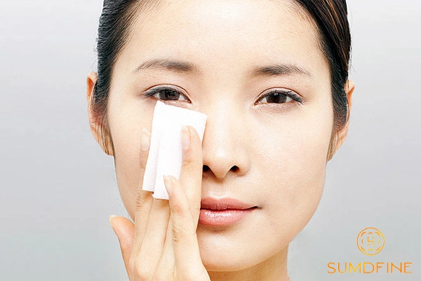 Da vừa dầu vừa khô là da gì? Cách nhận biết & Chăm sóc hiệu quả 3 Thói quen chăm da sai cách