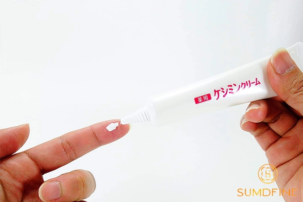 Top 8 kem ức chế sắc tố giúp giảm thâm, đốm nâu và làm đều màu da 6 Kobayashi Keshimin Cream - kem ức chế sắc tố này có tốt không?