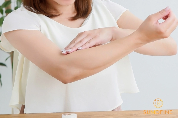 Hướng dẫn bôi kem chống nắng khi ở trong nhà
