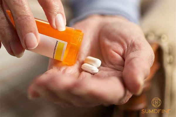 So sánh viên uống và kem bôi trị nám & cách kết hợp hiệu quả 2 Viên uống trị nám là gì?